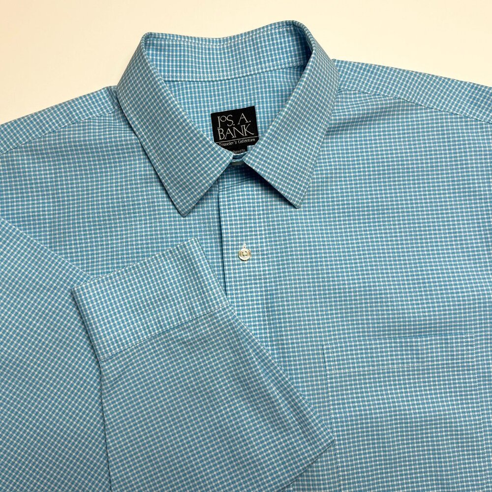 JoS. A. Bank Traveler’s Collection Long Sleeve Dress Shirt – Large, Tailored Fit